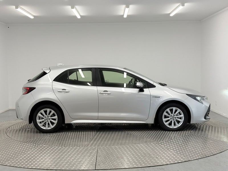 2023 Toyota Corolla GX 1.8P Hybrid image 2