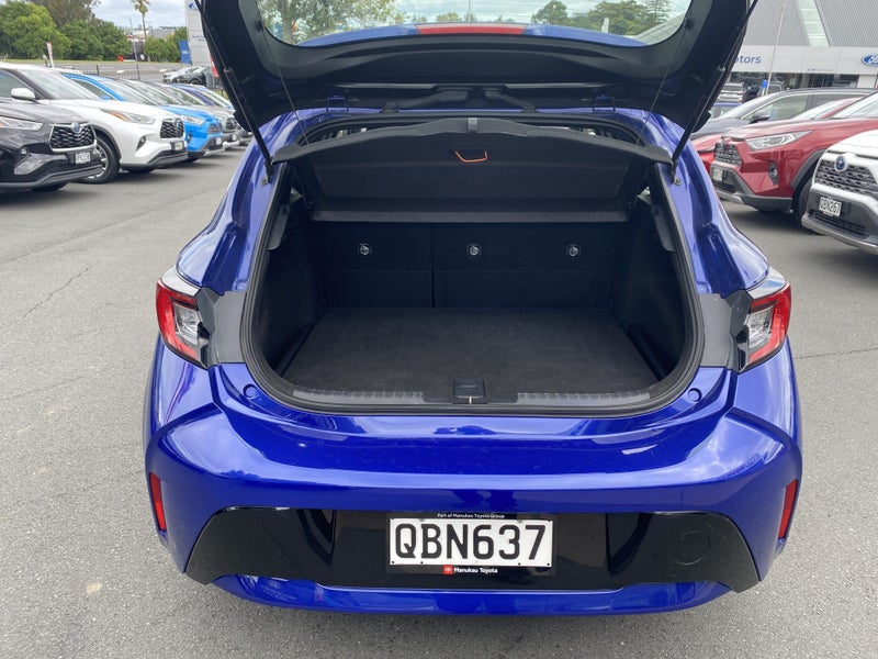 2023 Toyota Corolla GX 1.8P Hybrid image 4