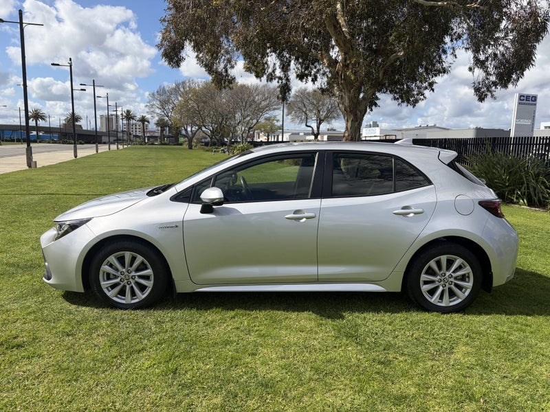 2023 Toyota Corolla GX 1.8P Hybrid FWD Automati... image 5