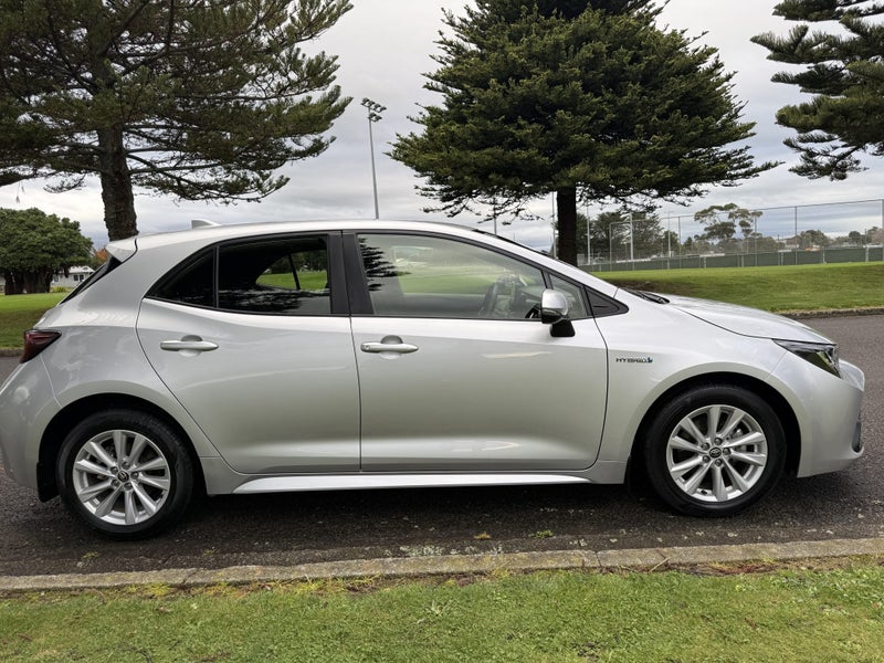 2023 Toyota Corolla GX 1.8P Hybrid FWD Automati... image 3