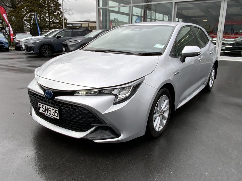 2023 Toyota Corolla GX Hybrid - One company own... image 5