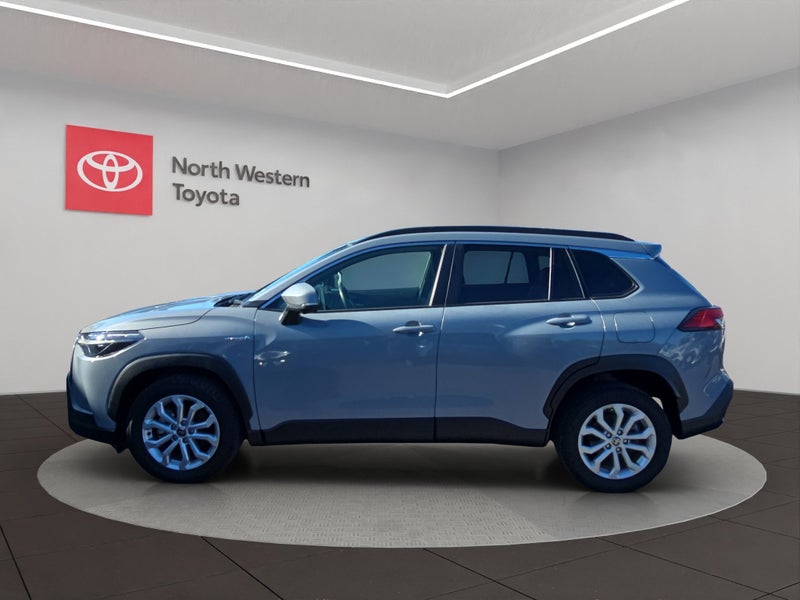 2023 Toyota Corolla GXL 2.0L Hybrid FWD SUV image 4