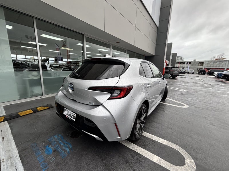 2023 Toyota Corolla Sport 1.8 Hybrid GZ image 3