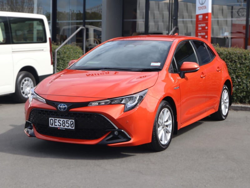 2023 Toyota Corolla SX HYBRID, Hatchback, Push... image 3