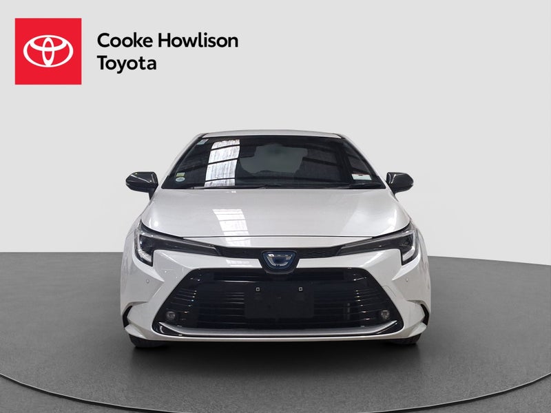 2023 Toyota Corolla Touring 1.8 Hybrid image 2