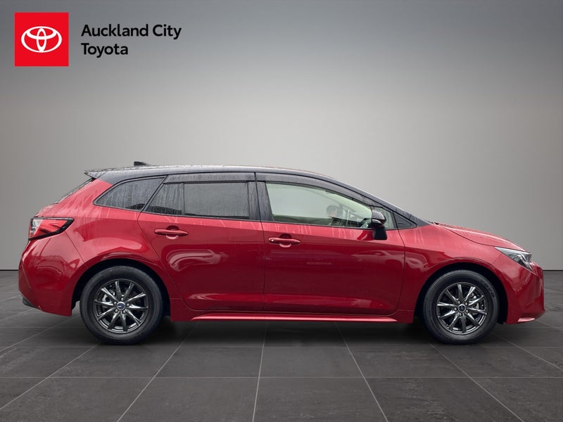 2023 Toyota Corolla Touring 1.8 Hybrid G 5 Dr W... image 2