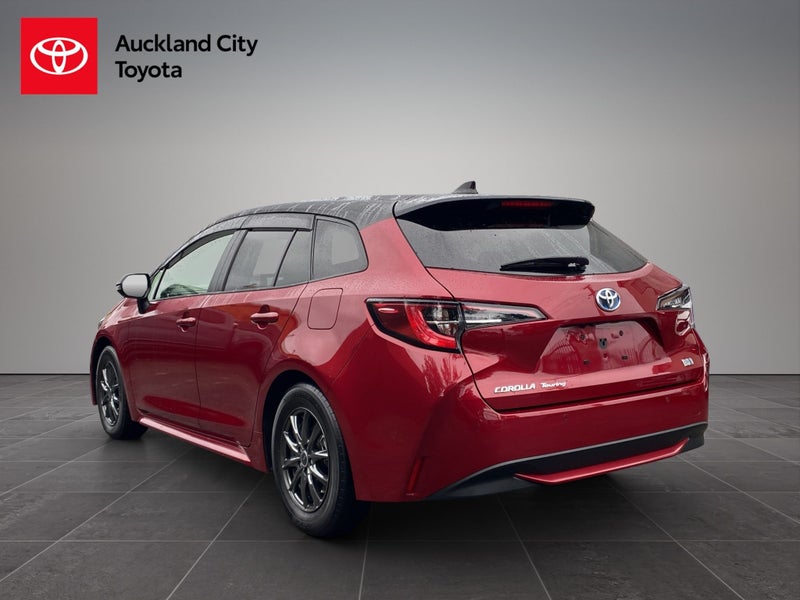 2023 Toyota Corolla Touring 1.8 Hybrid G 5 Dr W... image 5
