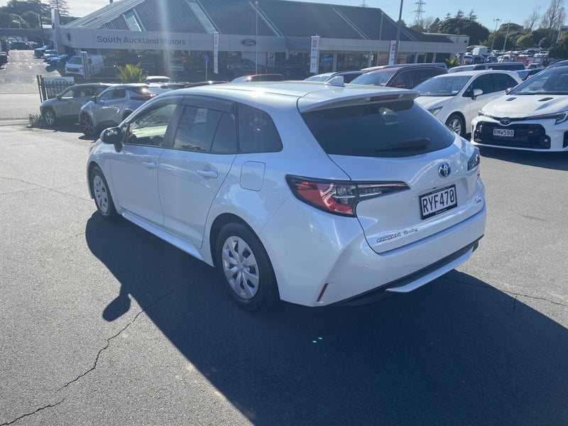 2023 Toyota Corolla Touring 1.8 Hybrid G image 5