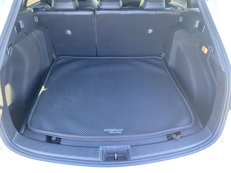 2023 Toyota Corolla Touring 1.8 Hybrid WxB 5 Dr... image 4