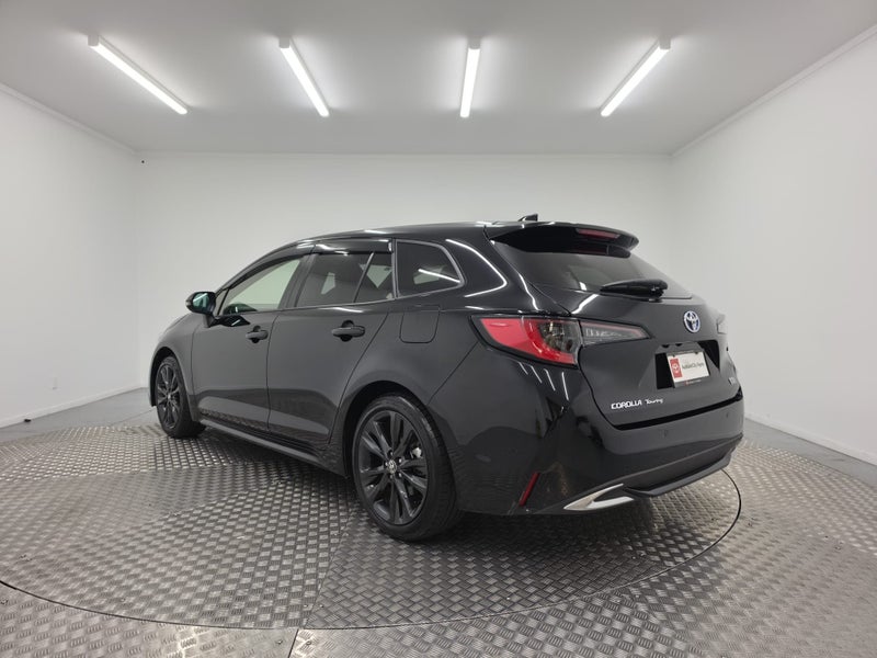 2023 Toyota Corolla Touring 1.8 Hybrid WxB Wagon image 5