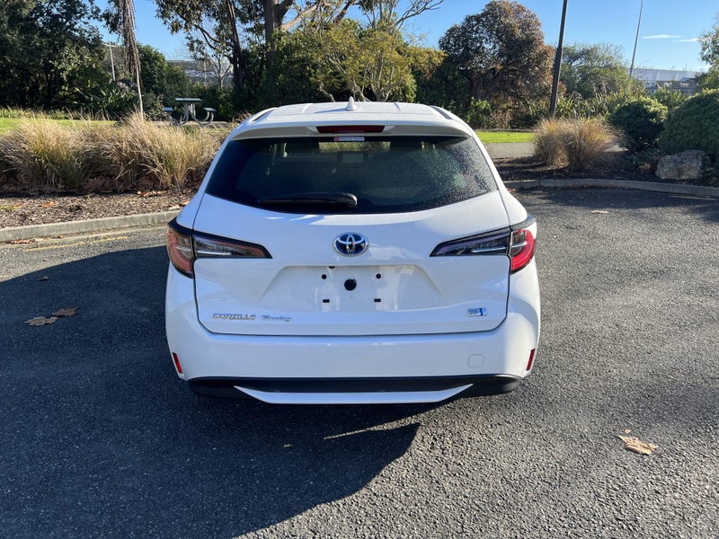 2023 Toyota Corolla Touring 1.8 Hybrid X 5Dr Wagon image 4