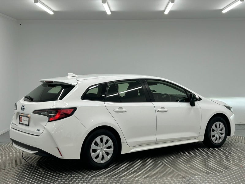 2023 Toyota Corolla Touring 1.8 Hybrid X image 3