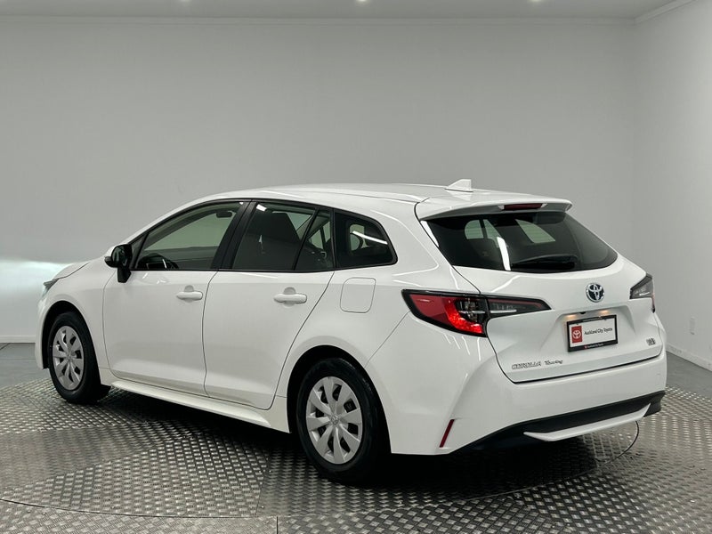 2023 Toyota Corolla Touring 1.8 Hybrid X image 5