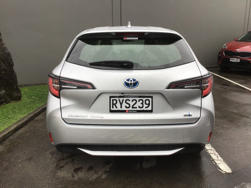2023 Toyota Corolla Touring 1.8 Hybrid X Wagon image 3