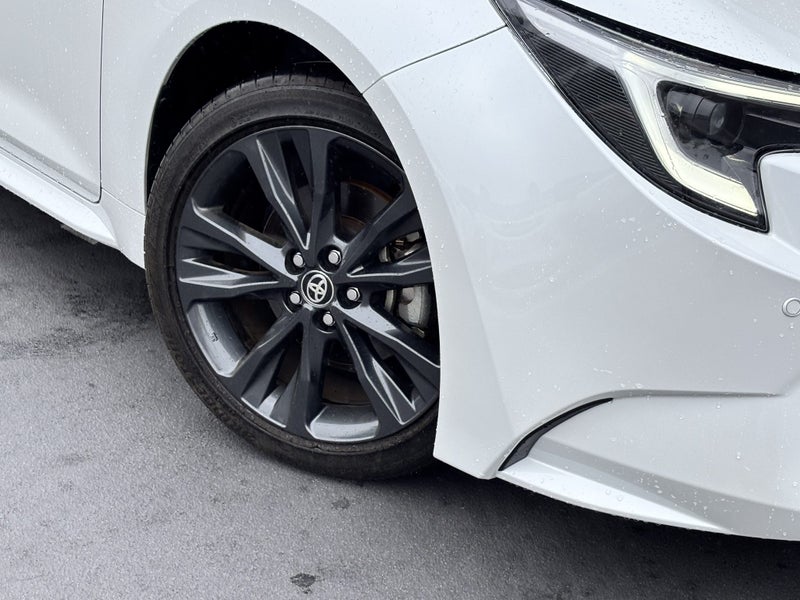 2023 Toyota Corolla TOURING WXB EDITION HYBRID image 5