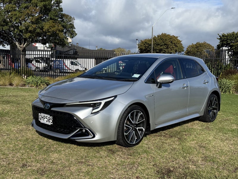 2023 Toyota Corolla ZR 1.8P Hybrid Automatic FW... image 3