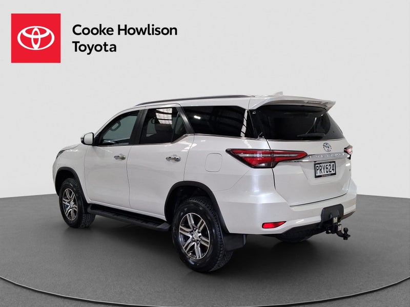 2023 Toyota Fortuner GXL 2.8DT 4WD image 4