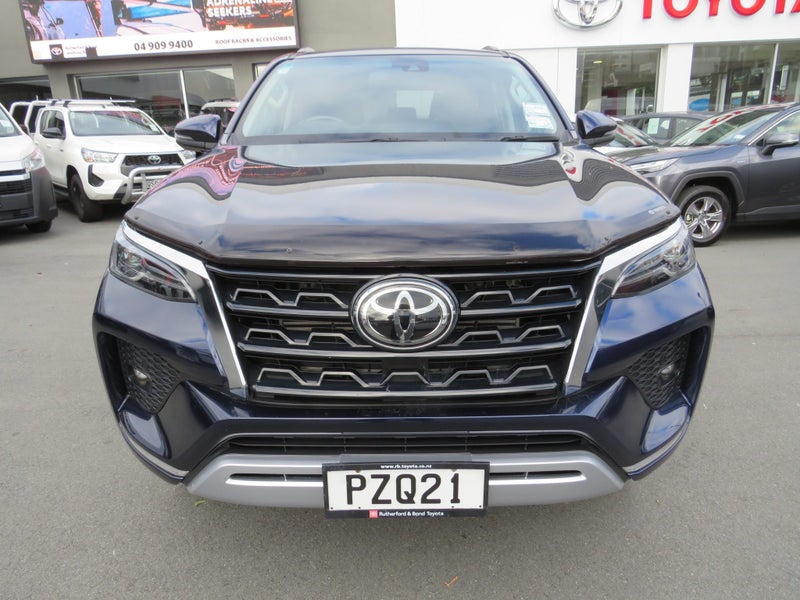 2023 Toyota Fortuner GXL 2.8DT 6AT 4WD image 2