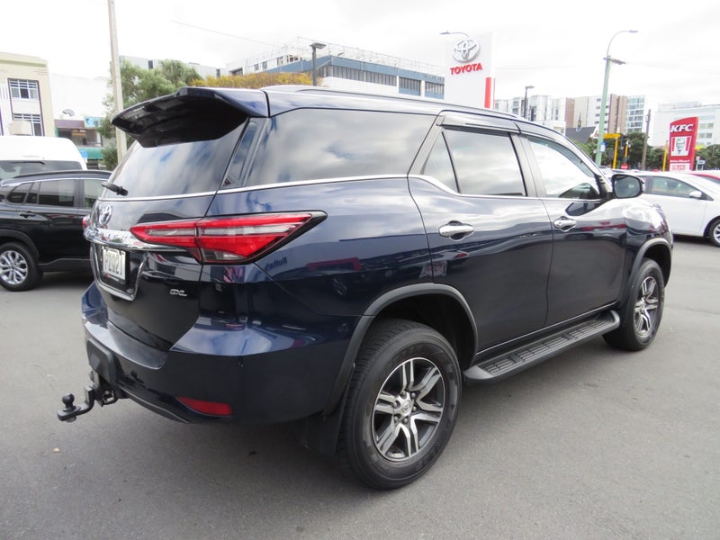 2023 Toyota Fortuner GXL 2.8DT 6AT 4WD image 4