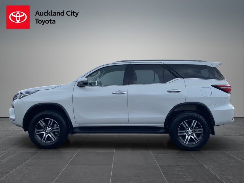 2023 Toyota Fortuner GXL 2.8DT 6AT 4WD WG/5D/7S image 4