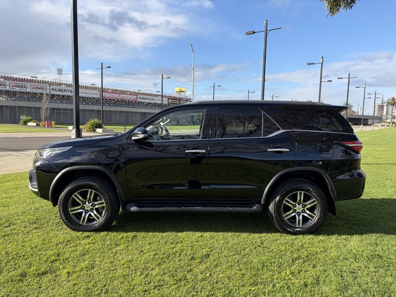 2023 Toyota Fortuner GXL 2.8DT Automatic 4WD Wa... image 5