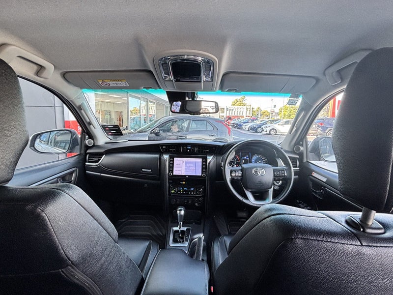 2023 Toyota Fortuner Limited 2.8DT/4WD image 2