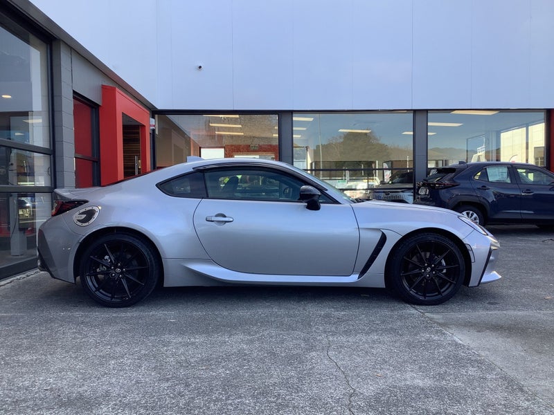 2023 Toyota GR86 RZ 2.4P Coupe Manual image 3