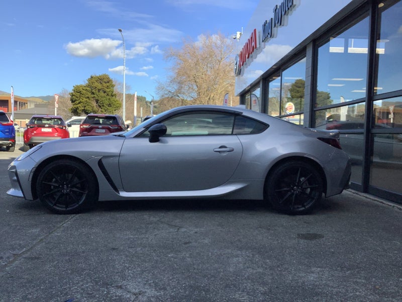 2023 Toyota GR86 RZ 2.4P Coupe Manual image 4