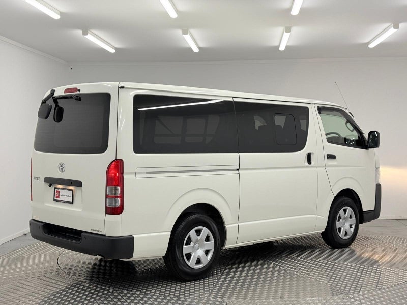 2023 Toyota Hiace 2.0 Petrol DX Long image 3
