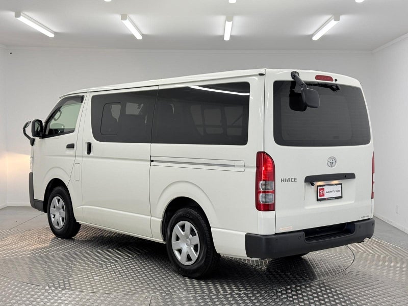 2023 Toyota Hiace 2.0 Petrol DX Long image 5