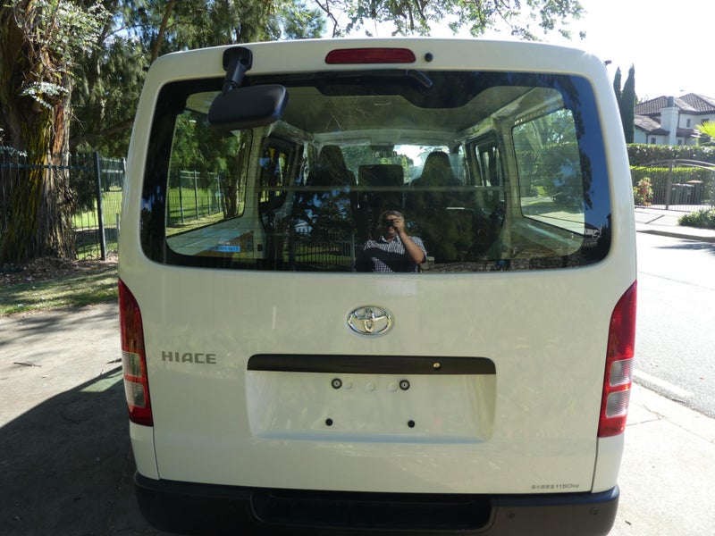 2023 Toyota Hiace 2023 Toyota Hiace 2.8 Litre D... image 4