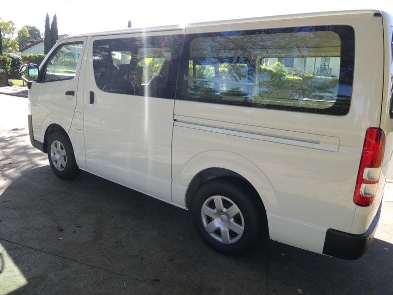 2023 Toyota Hiace 2023 Toyota Hiace 2.8 Litre D... image 5