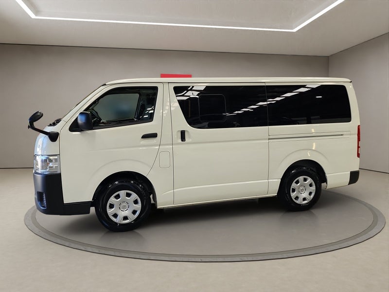 2023 Toyota Hiace 2.0L Petrol DX Long Van image 4
