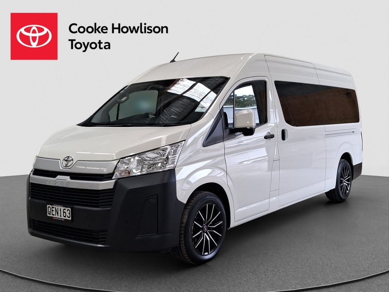 2023 Toyota Hiace 2.8DT ZX 10 Seater Minibus image 3