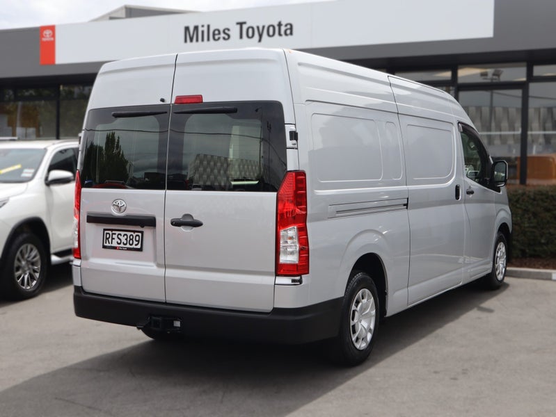 2023 Toyota Hiace ZX BARN DOOR DUAL SLIDER, Auto image 5