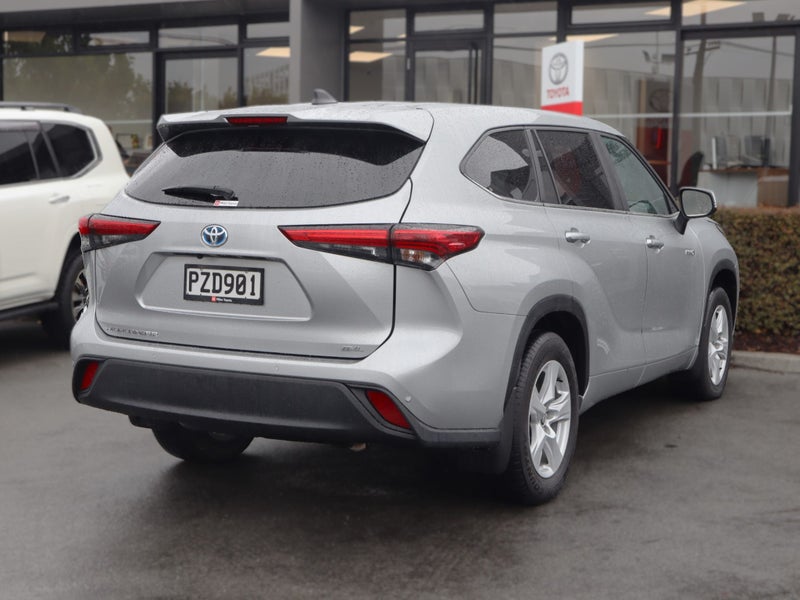 2023 Toyota Highlander GXL 2.5L Hybrid image 5