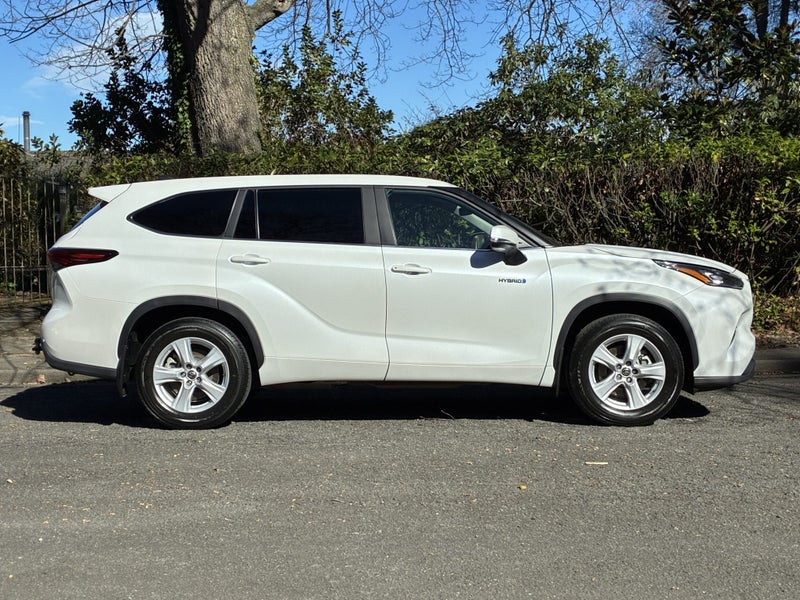 2023 Toyota Highlander GXL 2.5P ECVT AWD HYBRID... image 2