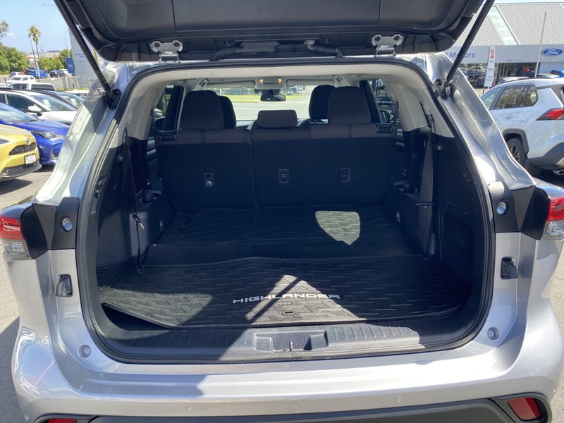 2023 Toyota Highlander GXL 2.5P Hybrid ECVT AWD... image 5