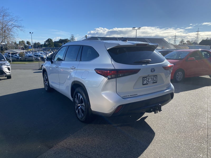 2023 Toyota Highlander Limited 2.5P Hybrid image 5