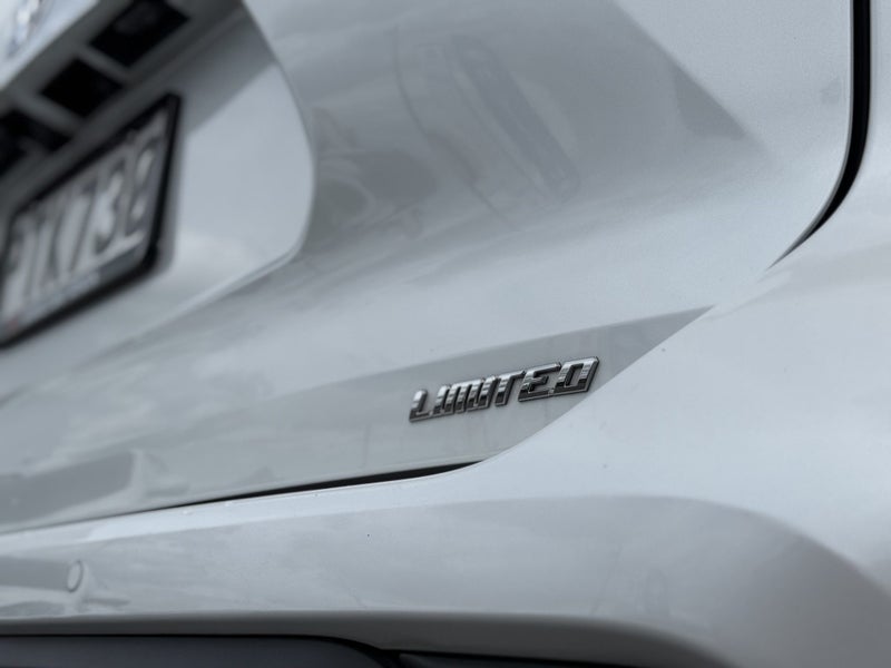 2023 Toyota Highlander Limited 2.5P HYBRID CERT... image 2