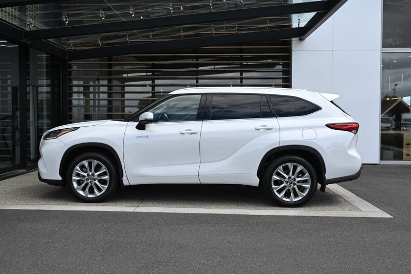 2023 Toyota Highlander Limited ZR 2.5 Petrol Hy... image 3