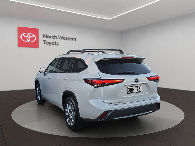 2023 Toyota Highlander Limited ZR 2.5L Hybrid A... image 5