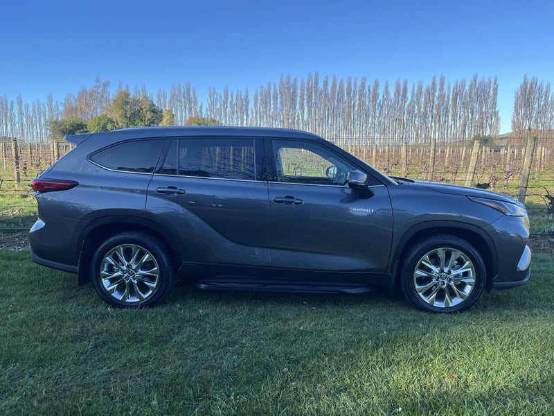 2023 Toyota Highlander Limited ZR 2.5P HEV ECVT... image 2