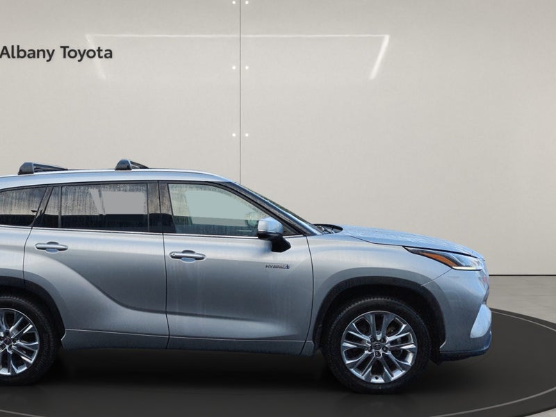 2023 Toyota Highlander Limited ZR 2.5P HV ECVT... image 2