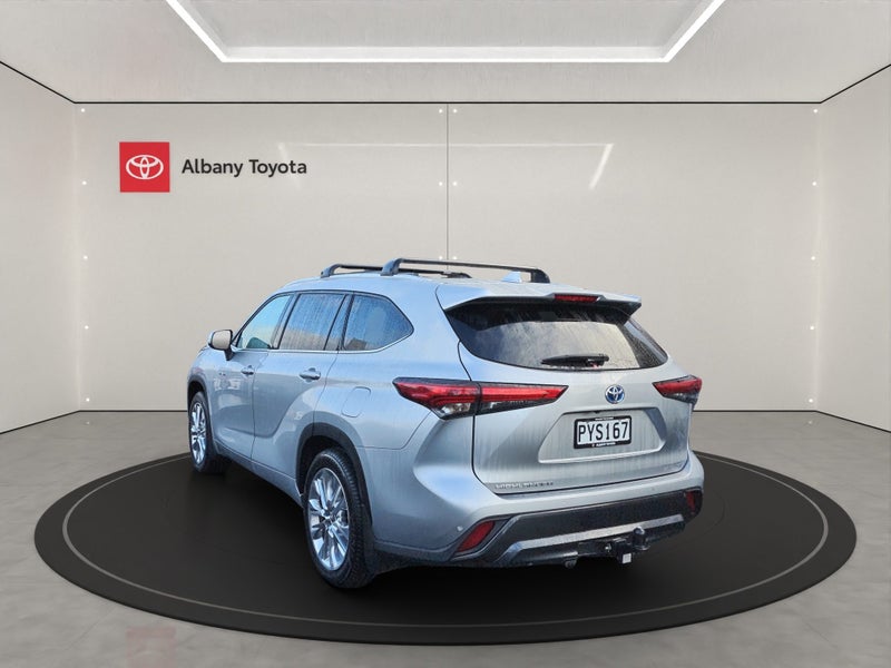 2023 Toyota Highlander Limited ZR 2.5P HV ECVT... image 5