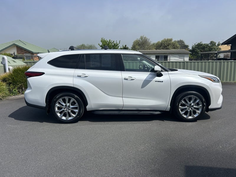 2023 Toyota Highlander Limited ZR 2.5P HV ECVT... image 2