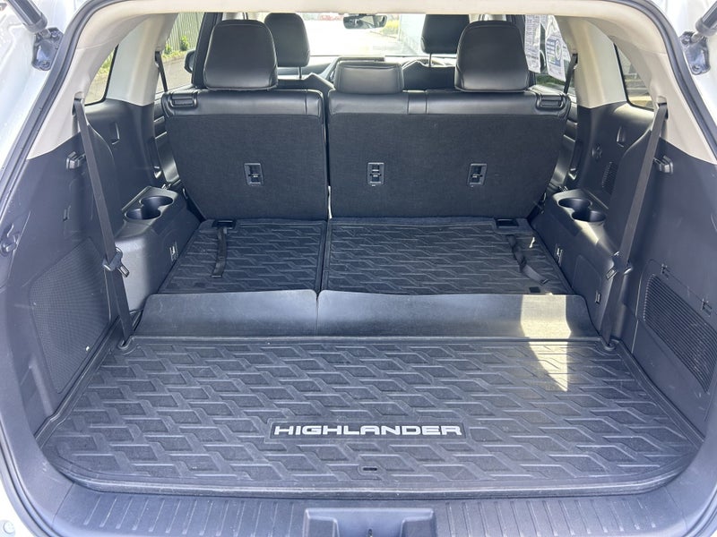 2023 Toyota Highlander Limited ZR 2.5P HV ECVT... image 5