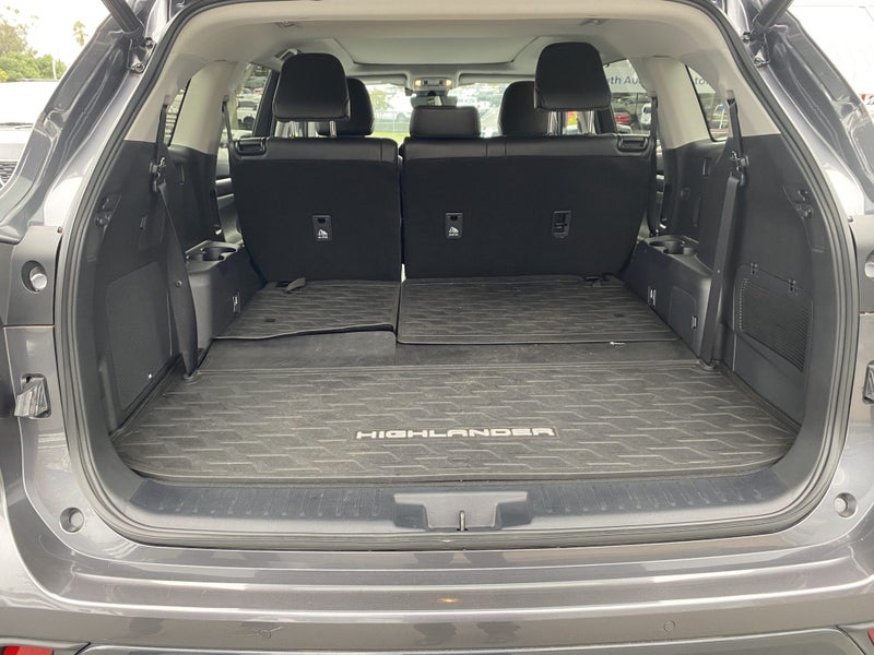 2023 Toyota Highlander Limited ZR 2.5P Hybrid image 4