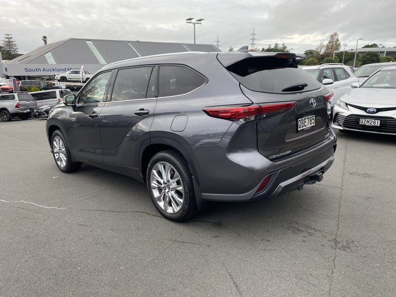 2023 Toyota Highlander Limited ZR 2.5P Hybrid image 5