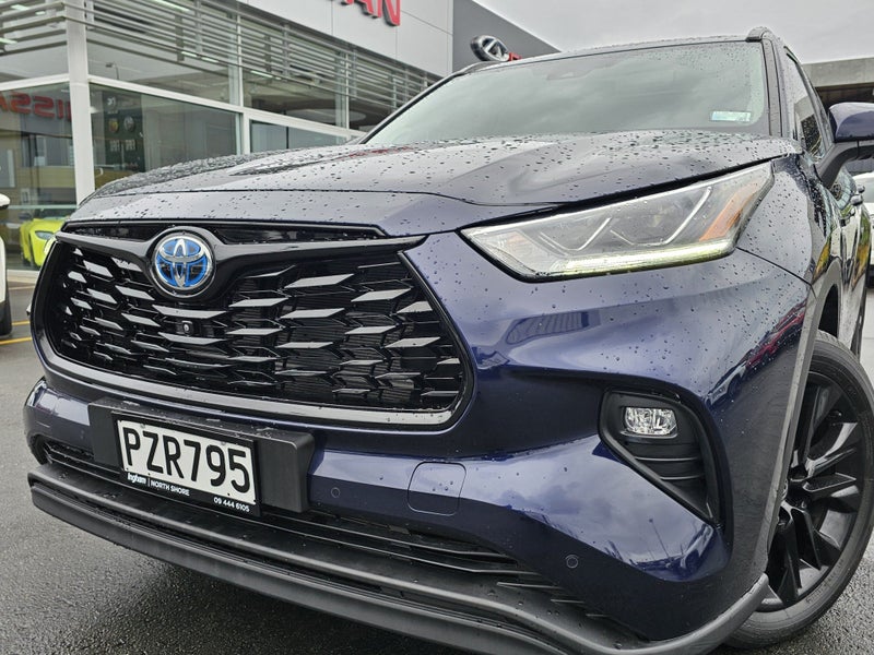 2023 Toyota Highlander LIMITED ZR BLACK EDITION image 3